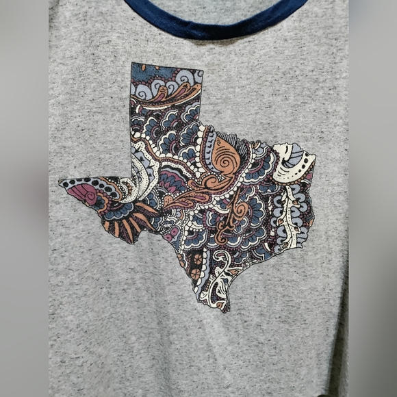 Living Doll brand, Texas raglan 3/4 sleeve tshirt - Picture 2 of 4